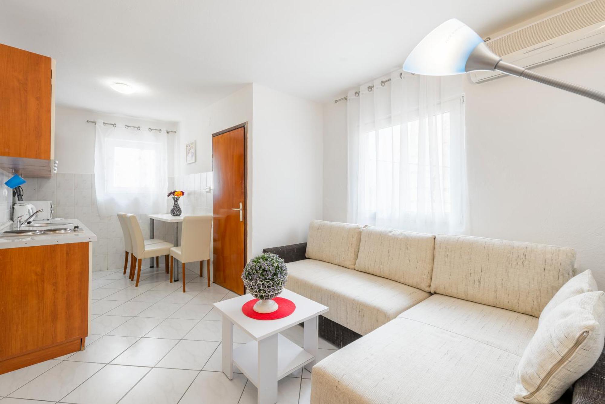 Apartments Roma Baška Voda Exteriör bild