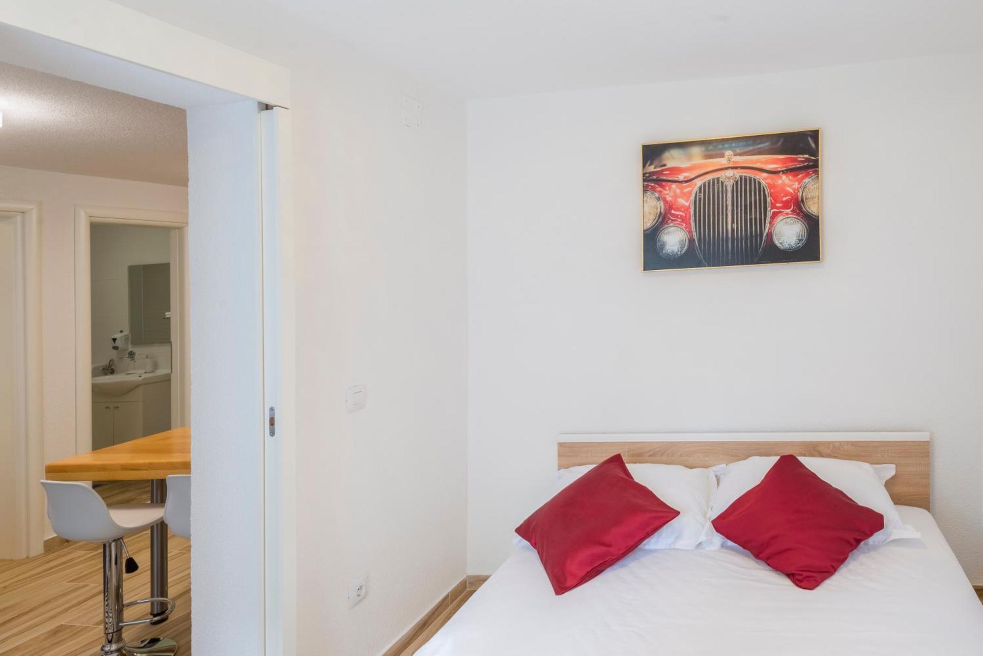 Apartments Roma Baška Voda Exteriör bild
